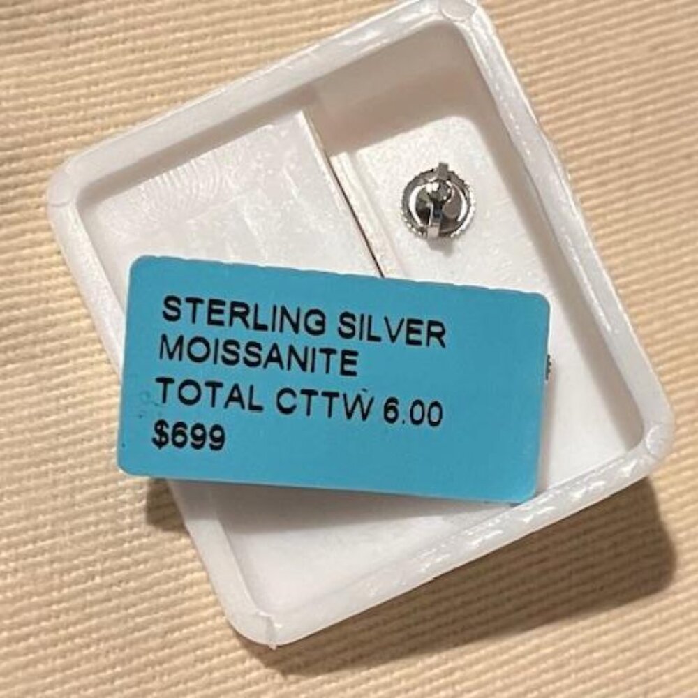 6 Carat NWT Sterling Silver Moissanite Earrings Retail $699 - Picture 2 of 2